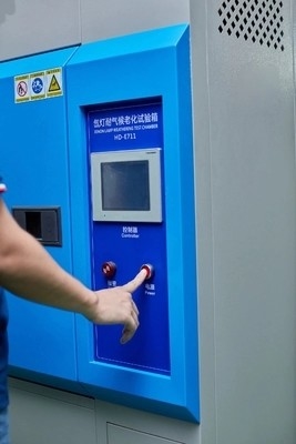 Điều khiển máy tính Buồng độ ẩm nhiệt độ không đổi R23 / R404A Chất làm lạnh
