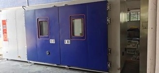 Phòng thử nghiệm môi trường đi bộ để kiểm tra nhiệt độ và độ ẩm