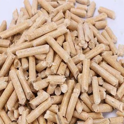 Viên gỗ thông sinh khối nhiên liệu rắn thân thiện với môi trường 4600-5100Kcal/Kg