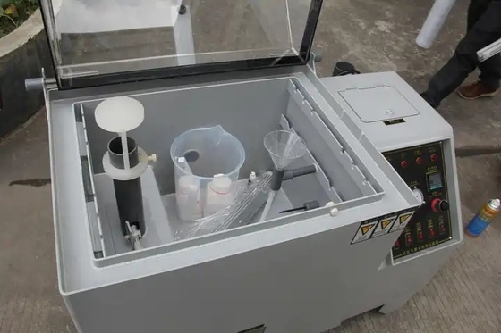 Phòng thử nghiệm sương mù muối bằng thép không gỉ được sử dụng để kiểm tra ăn mòn sản phẩm