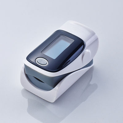 5,8 * 3,1 * 3,1cm Máy đo oxy xung đầu ngón tay Fast Cure Phê duyệt CE ROHS